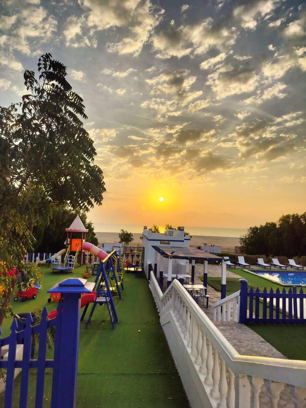 Al-Ashkhara Beach Resort منتجع شاطئ الأشخرة Al Sharqiyah Εξωτερικό φωτογραφία